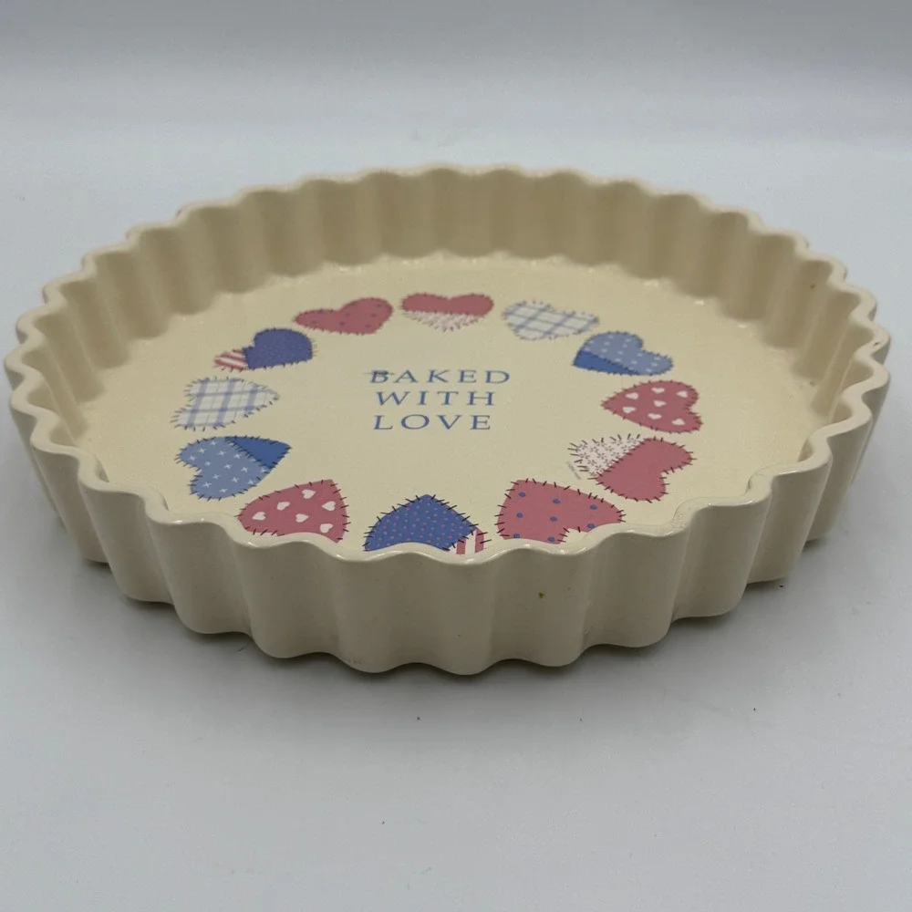 Vintage 1986 Auntie Em Collection Baked With Love Heart Tart Quiche Pan Ceramic